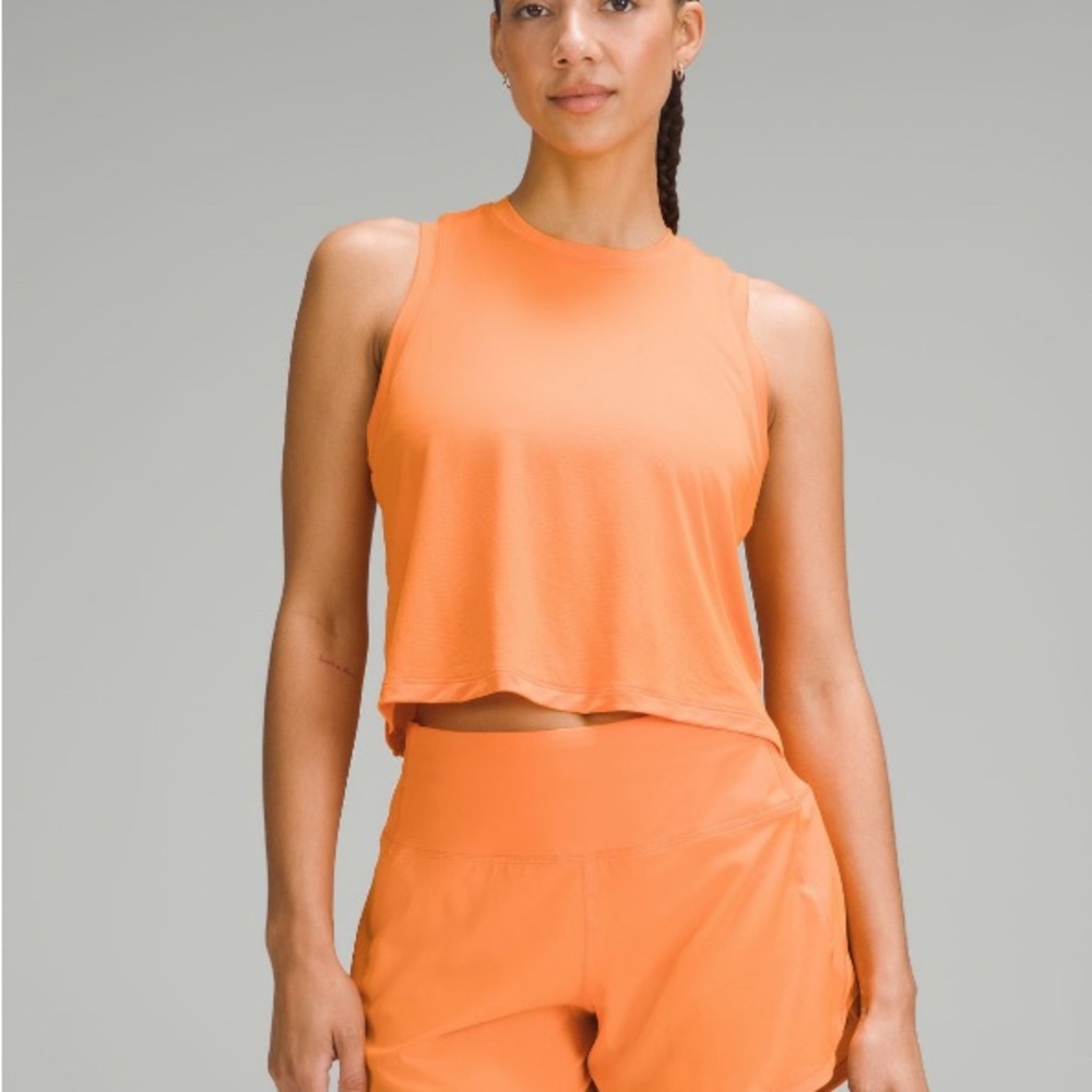 Lululemon tank